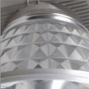 Высокочистый алюминиевый рефлектор с вакуумнымпокрытием для оптимального рассеивания светового потока.