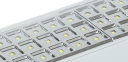 90 сверхъярких SMD светодиодов обеспечивают стабильный световой поток.